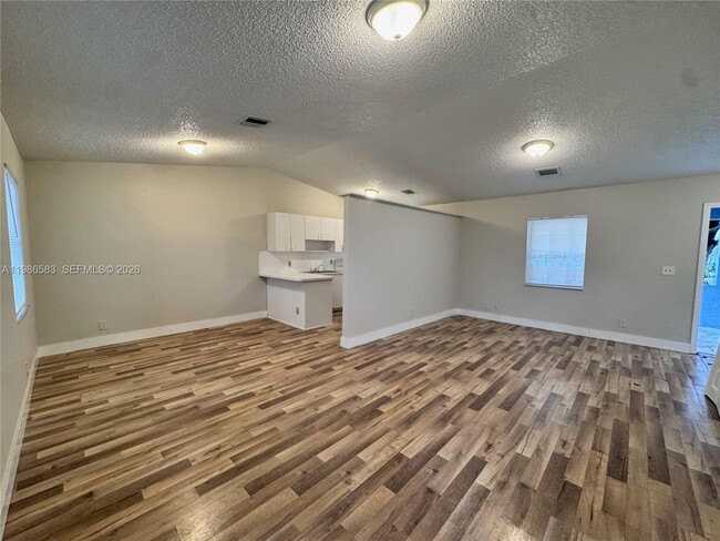 Building Photo - 623 NW 13th Terrace