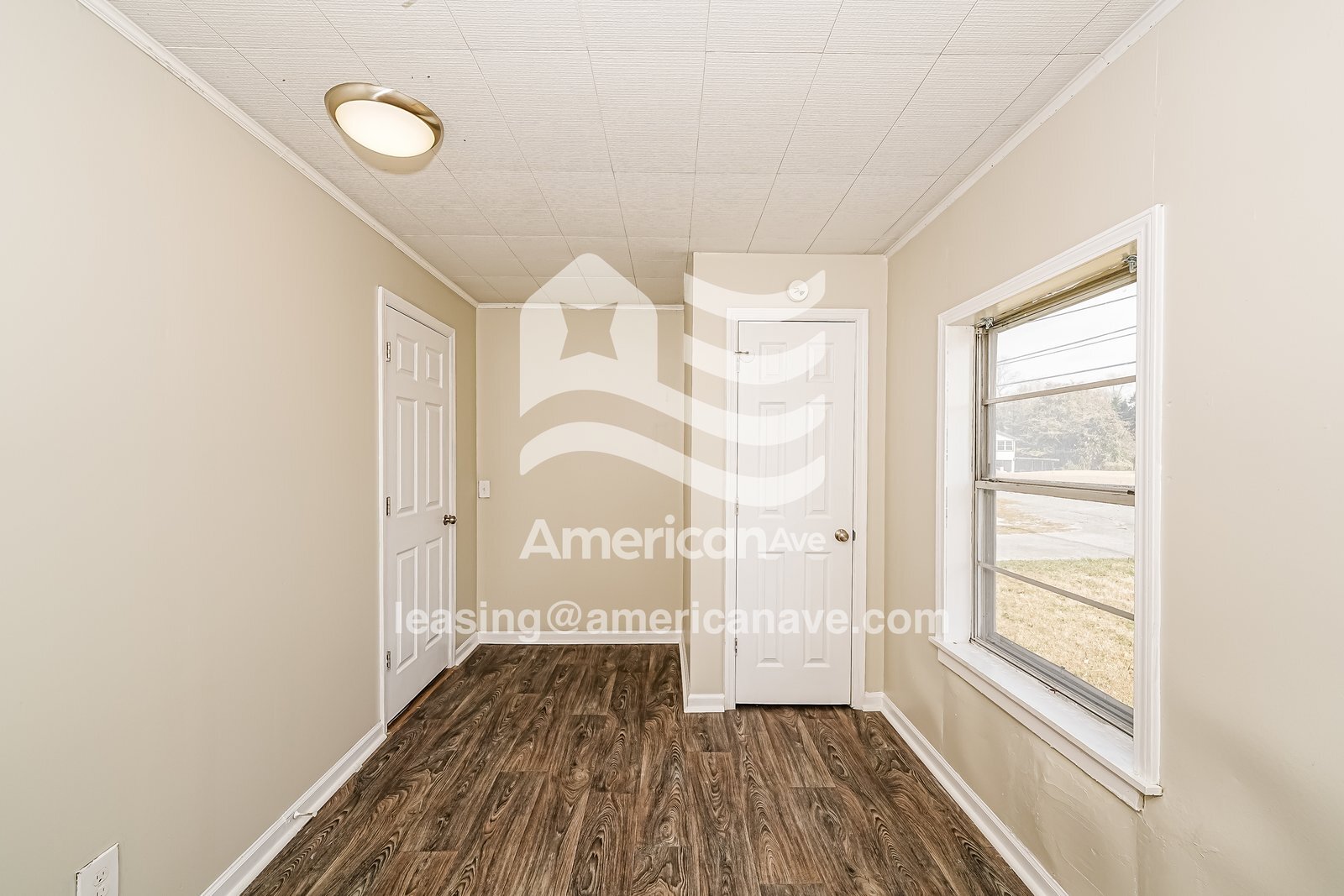 Building Photo - 506 7th Ave SW