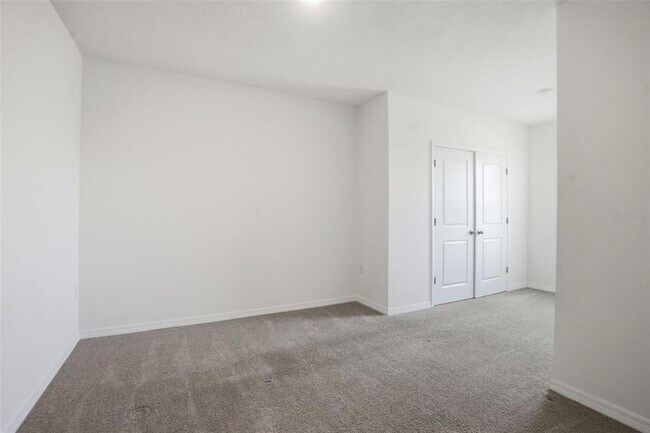 Building Photo - 5267 Dragonfly Dr