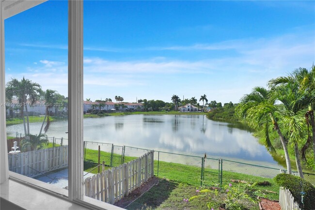 Building Photo - 14815 SW 9th Ln