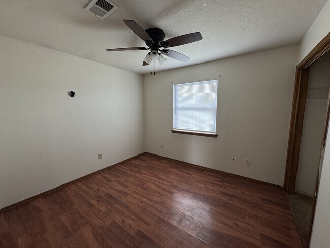 Building Photo - 717 NW 67th St