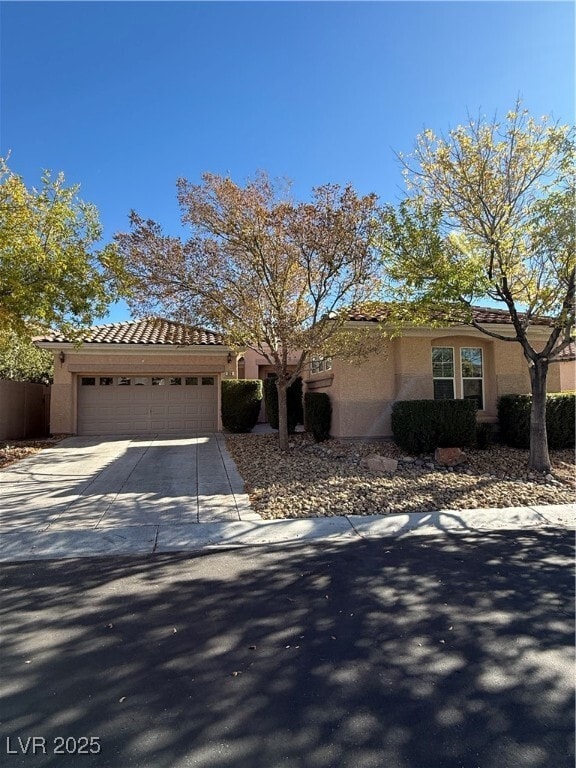 Building Photo - 320 Corsicana St