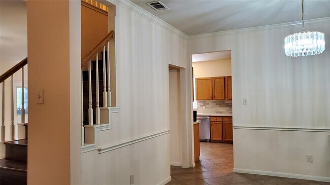 Building Photo - 14043 Fairwood Breeze