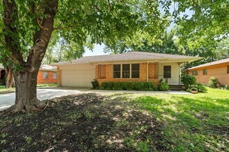 Building Photo - 1408 Oriole Ln
