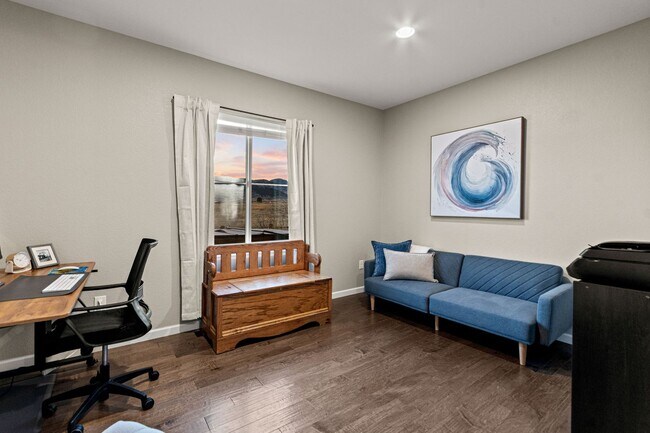 Building Photo - Modern Living. Unforgettable Views 5 bedroom / 5 bathrooms in the desirable Candelas community