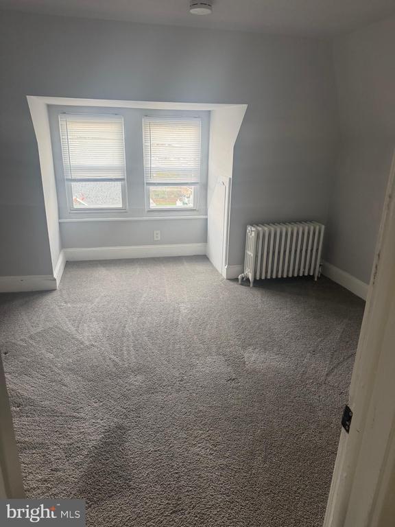 Building Photo - 6 S Cedar Ln