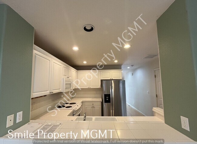 Building Photo - Spacious 3 Bedroom Home in Bethany neighborhood