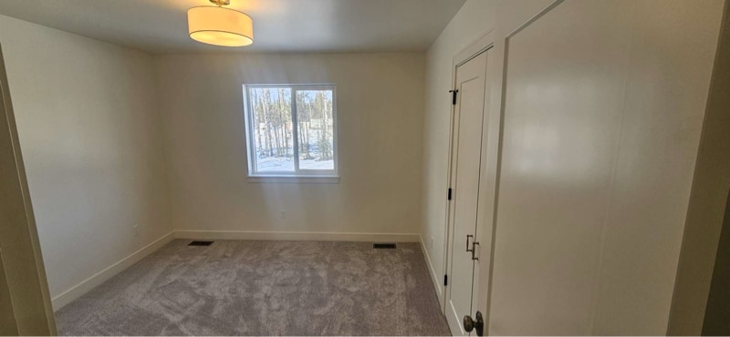 Building Photo - 5013 W Sassy Ave