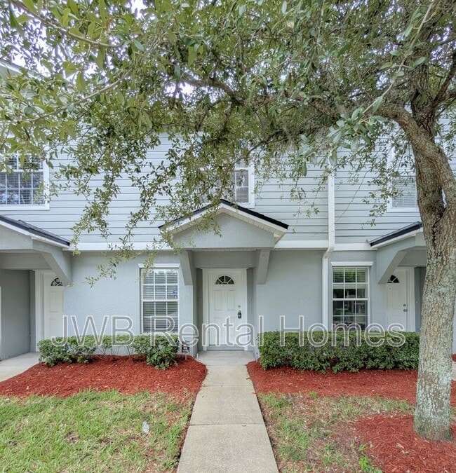 Primary Photo - 8475 McGirts Village Ln