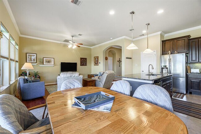 Building Photo - 16930 Makanda Dr