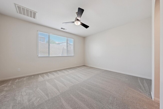 Building Photo - 84126 Canzone Dr