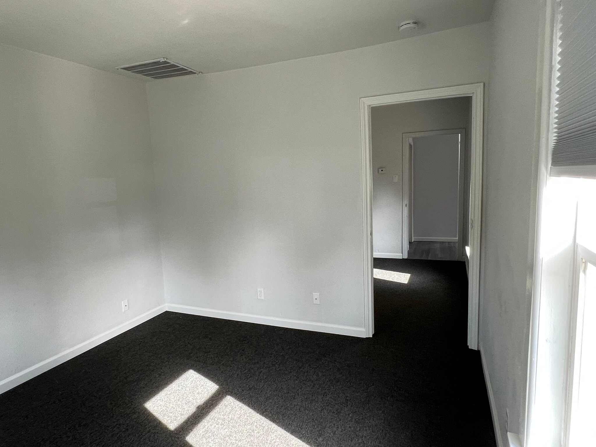 Building Photo - 4430 Pennsylvania St