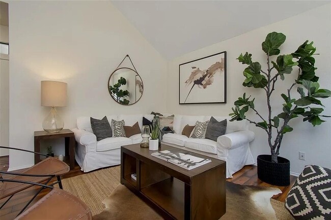 Building Photo - 4435 Nobel Dr