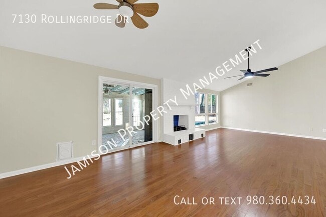 Building Photo - 7130 Rollingridge Dr