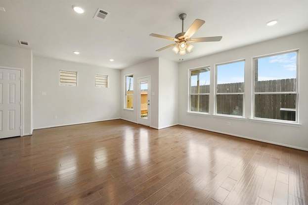 Building Photo - 8647 Cedardale Park Dr