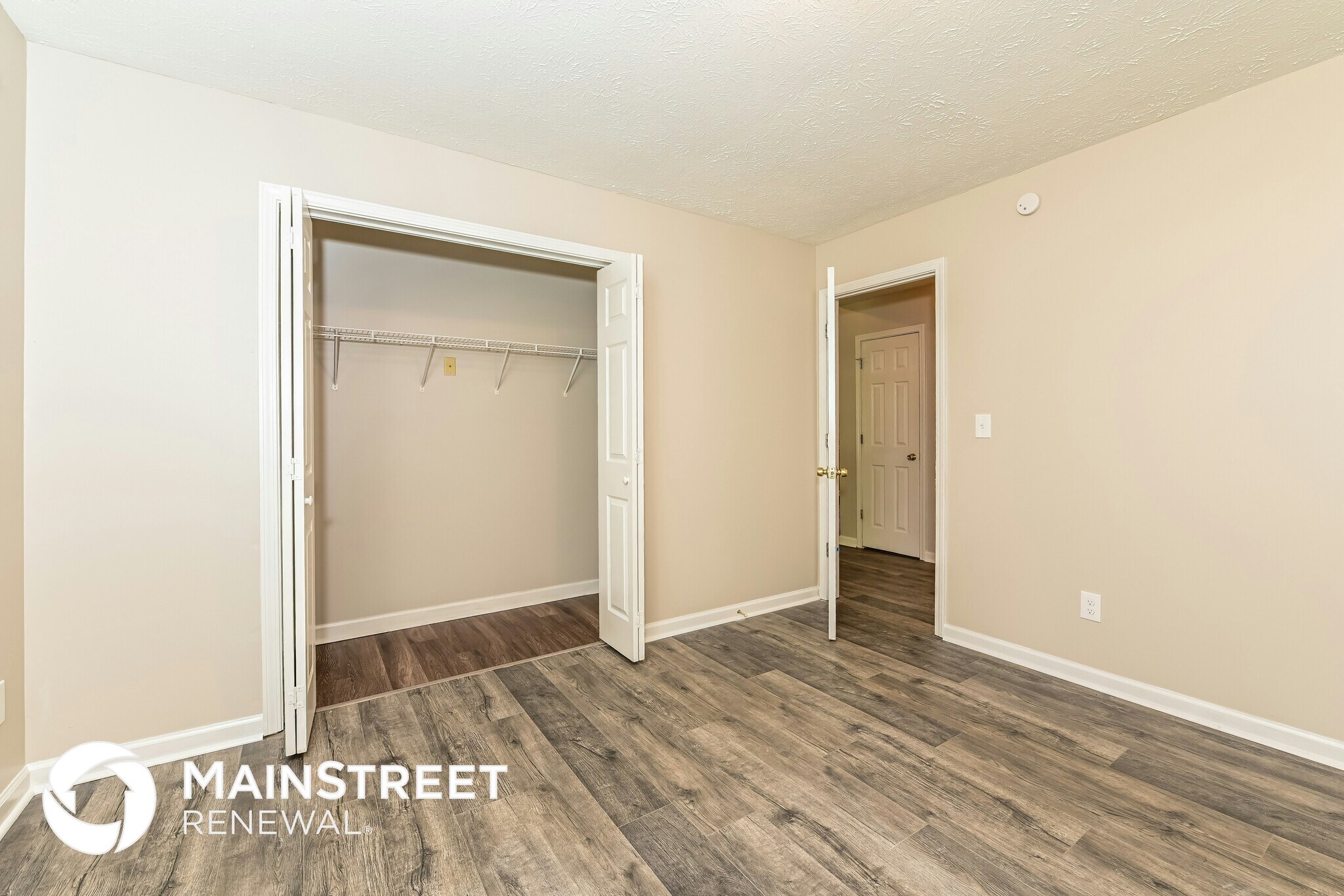 Building Photo - 107 Live Oak Dr
