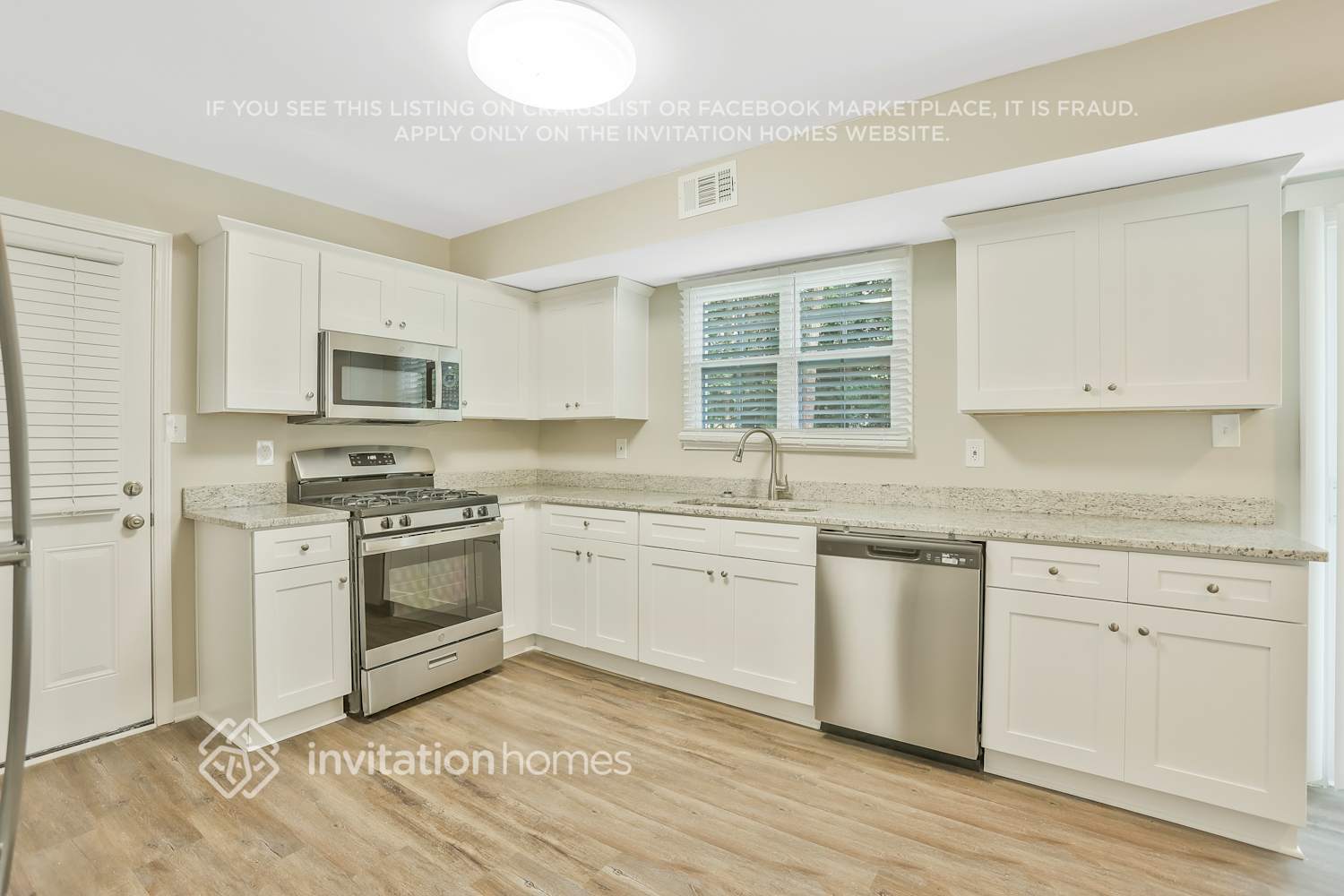 Building Photo - 3828 Willow Wood Way NW