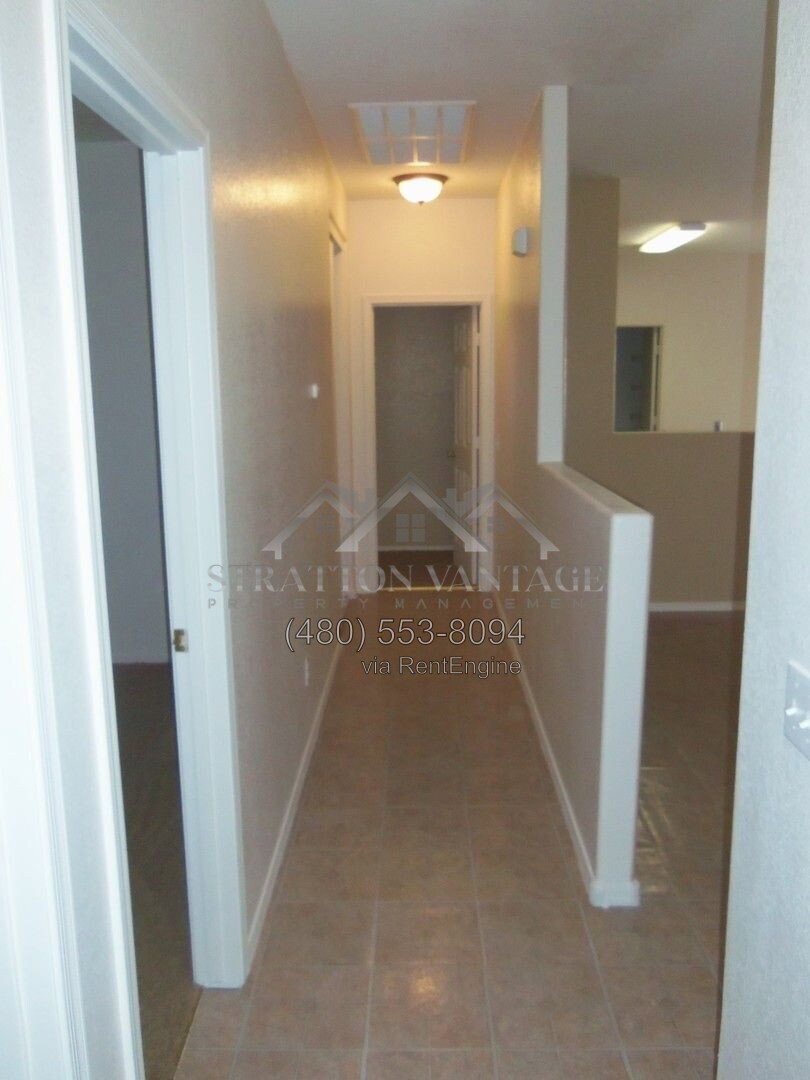 Building Photo - 6526 W Riva Rd