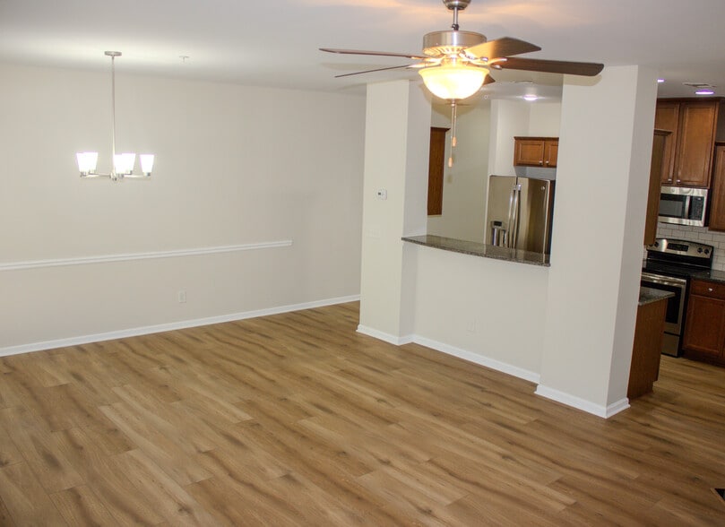 Kitchen and Dining Area - 6322 Story Cir
