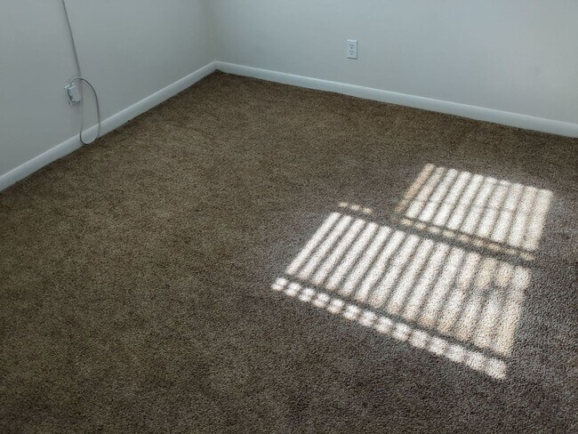 Building Photo - 8177 Darin St