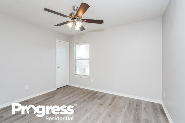 Building Photo - 6206 Lovage Ave