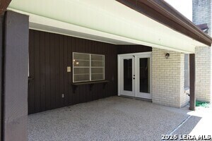 Building Photo - 6010 Windhaven Dr