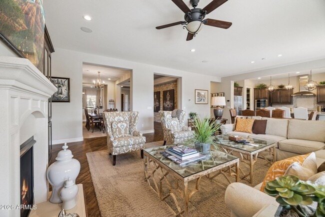 Building Photo - 5907 E Calle de Las Estrellas Rd