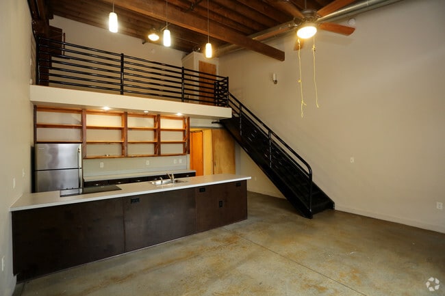 Primary Photo - Beckstoffer's Mill Lofts