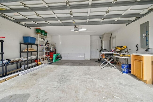 Building Photo - 3311 Stonebridge Trail