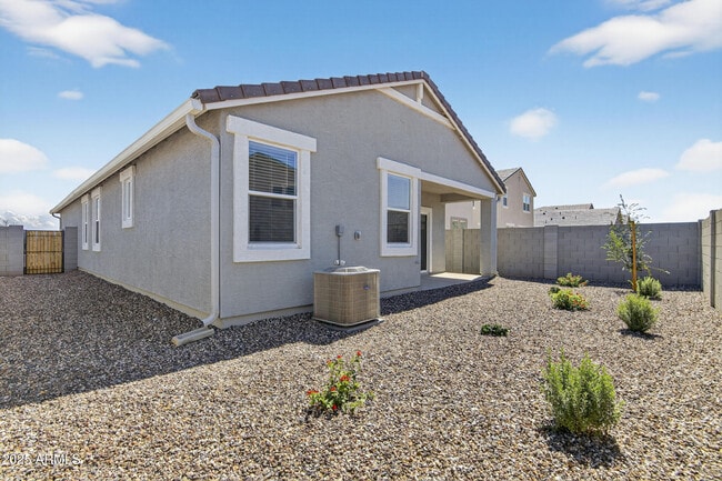 Building Photo - 9284 S Mara Dr