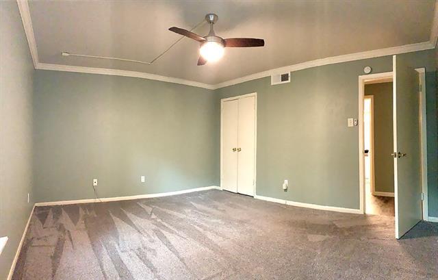 Building Photo - 3827 Gilbert Ave