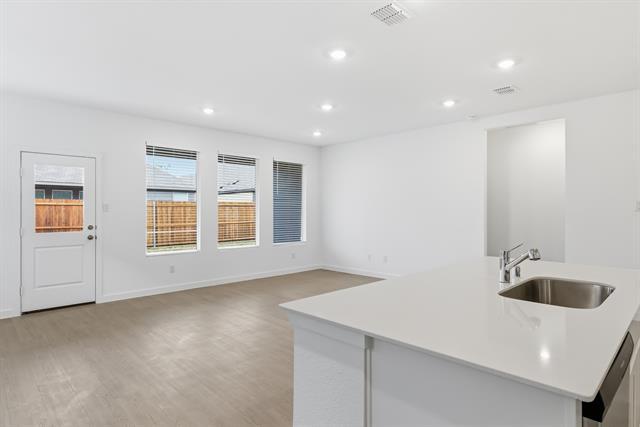 Building Photo - 4920 Ascot Way