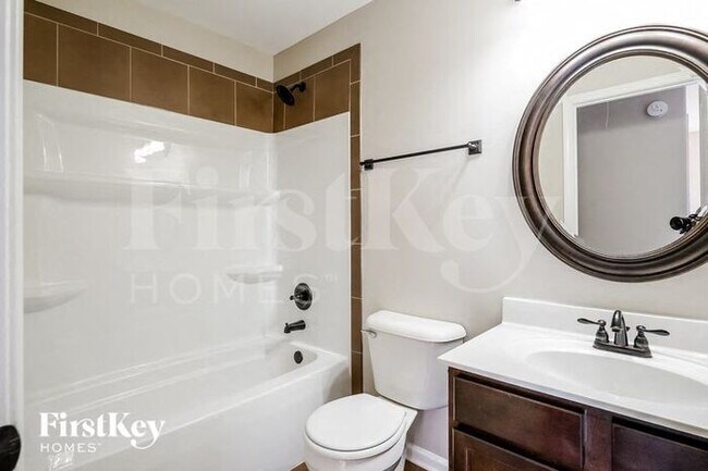 Building Photo - 2203 Killington Dr