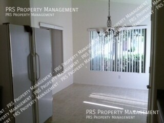Building Photo - 3911 E Longhorn Dr