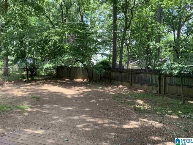 Building Photo - 808 Kingsbury Ave