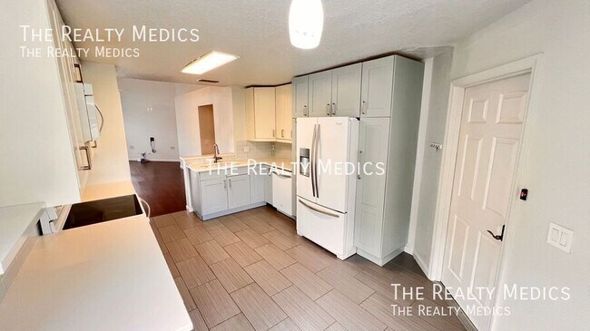 Building Photo - 3977 Journey Ct