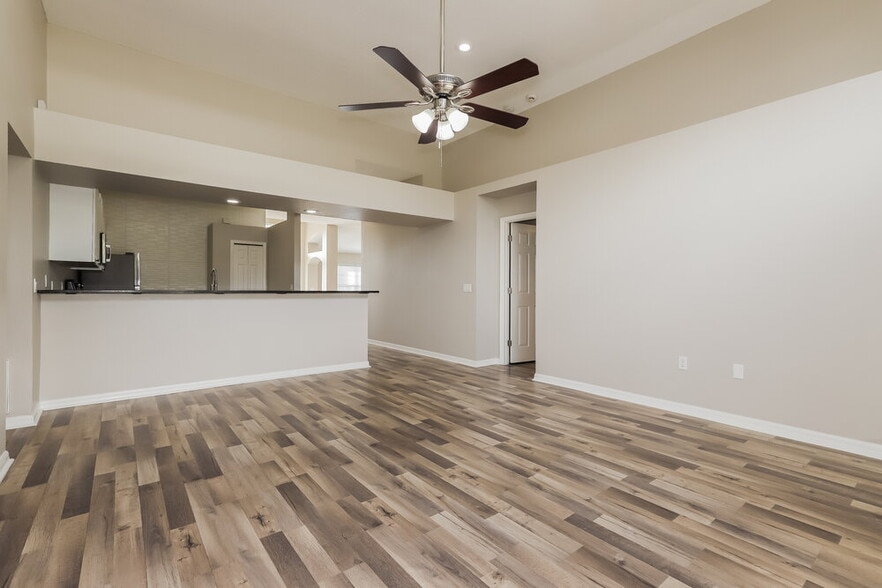 Building Photo - 2864 Meridian Point Ln