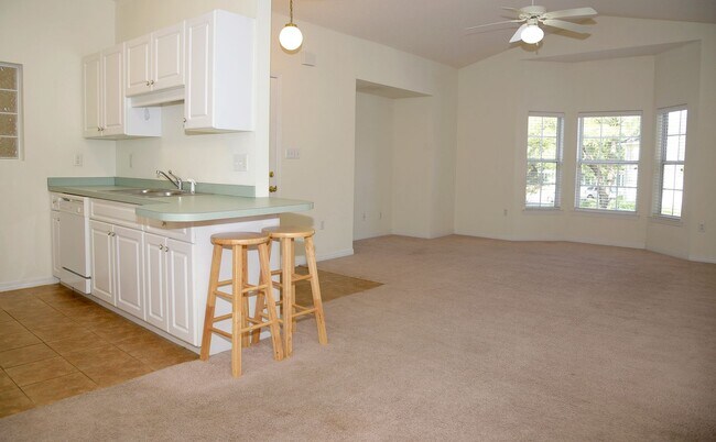 Building Photo - 1501 Partin Dr N