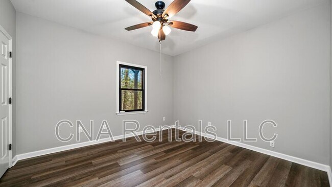Building Photo - 870 Mitsy Ridge Dr