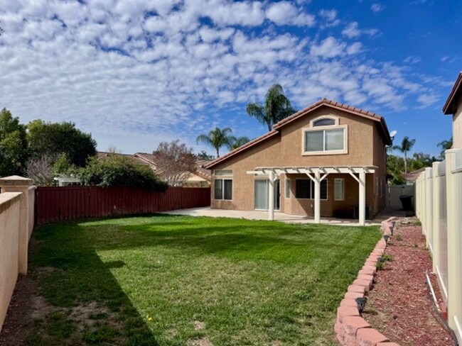 Building Photo - Beautiful 4 Bedroom Home in Paloma Del Sol...