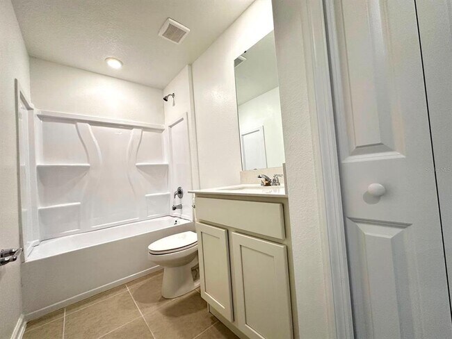 Building Photo - 3874 Amers Lp