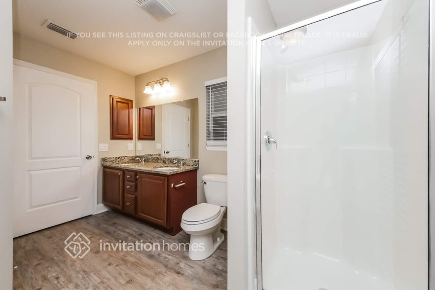 Building Photo - 1297 Alaqua Way