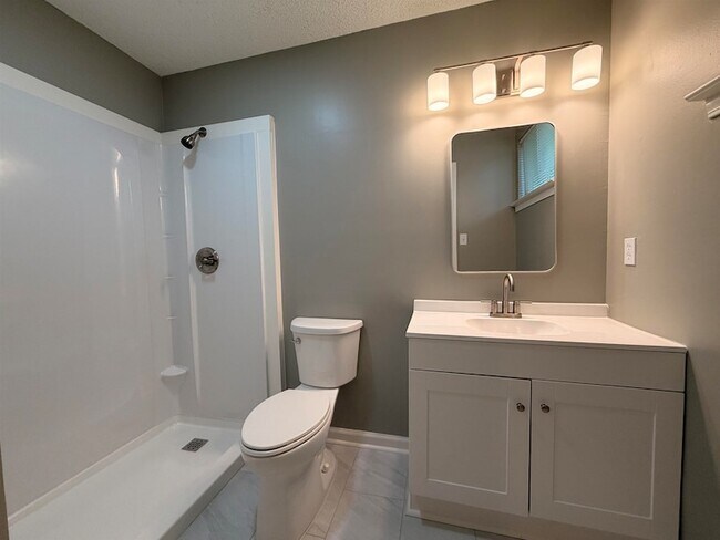 Building Photo - 3884 Kerston Dr