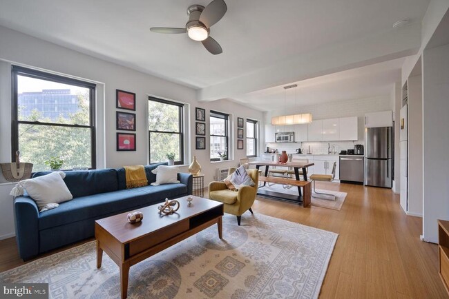 Primary Photo - 1316 New Hampshire Ave NW