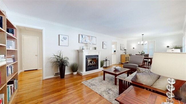 Building Photo - 1125 Willivee Dr