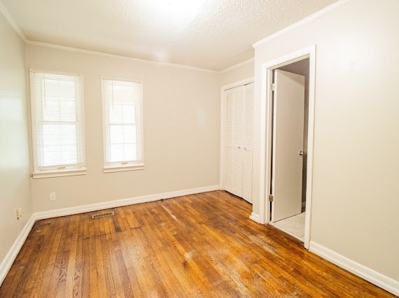 Building Photo - 4905 Robbins Dr