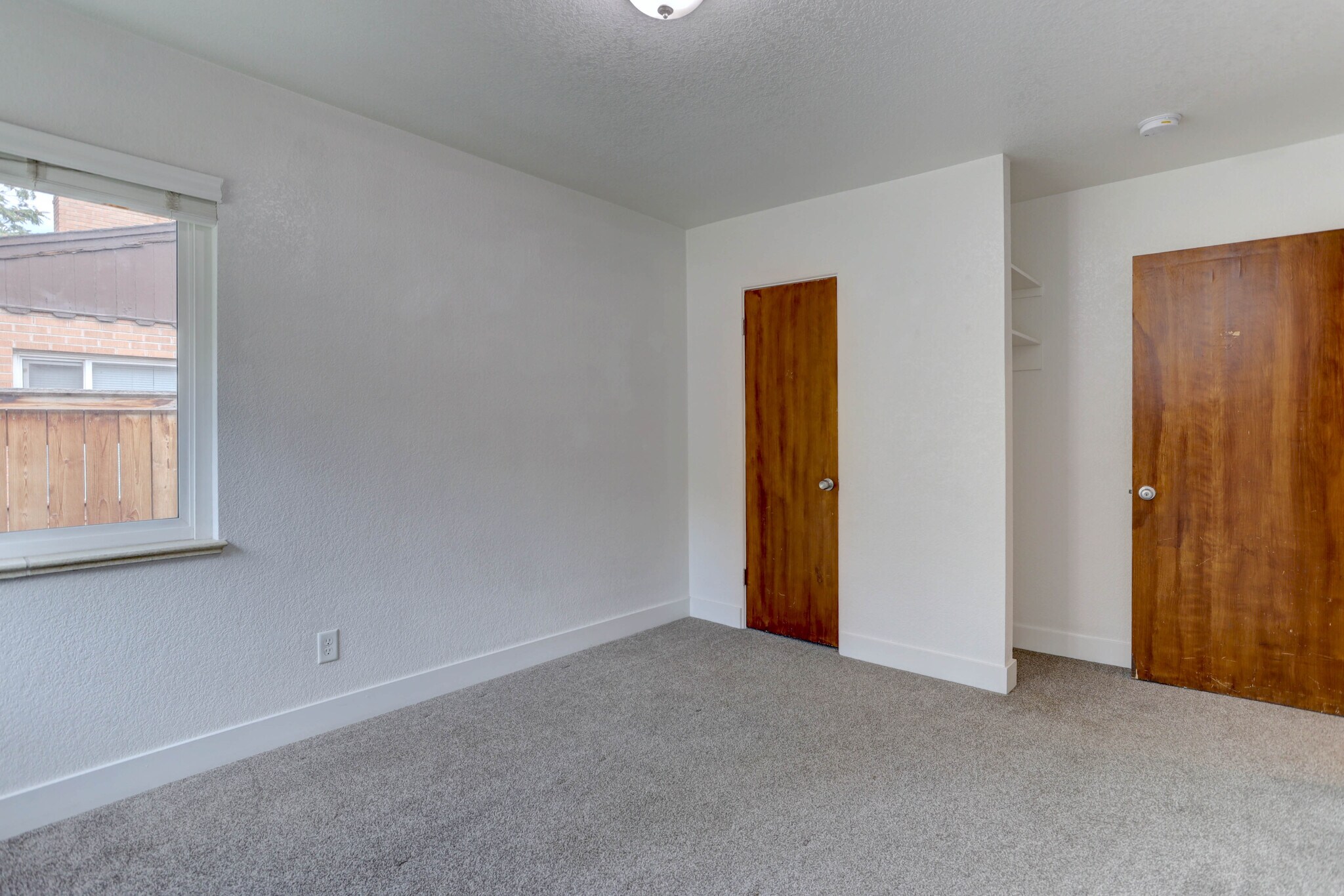 Building Photo - 740 19th St