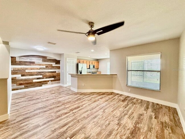Building Photo - 2409 Hibiscus Bay Ln
