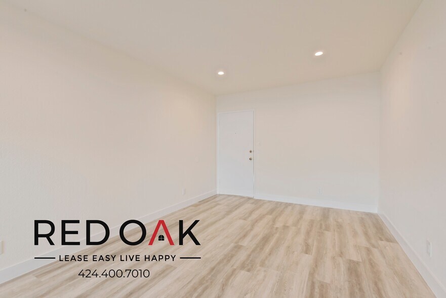 Building Photo - 14766 Delano St