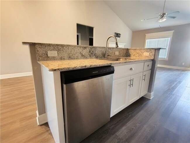 Building Photo - 1741 Charismatic Dr